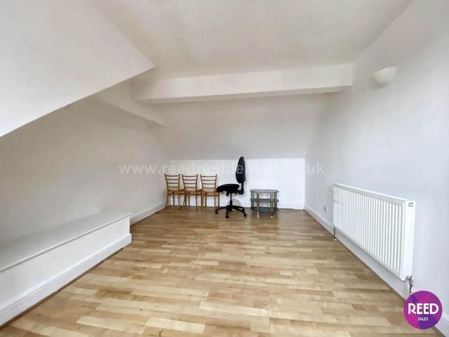 Valkyrie Road, Westcliff On Sea 1 bed apartment to rent £950 pcm £219 pw