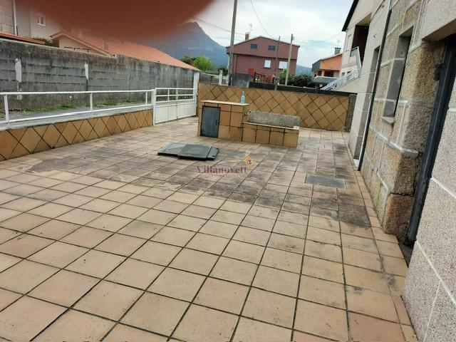 VALLADARES CASA DE 3 PLANTAS, CON 2 VIVIENDAS INDEPENDIENTES, PARCELA 438 M2