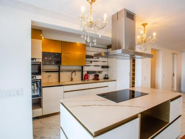 Vallarta Med. Departamento de Lujo Totalmente Renovado