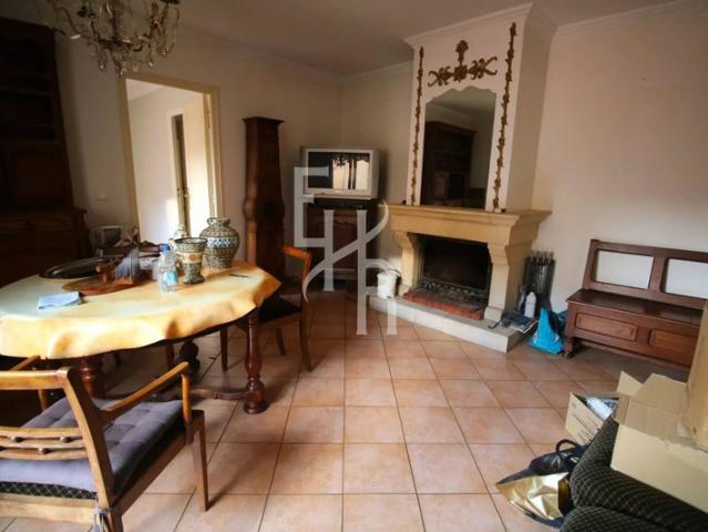 Vallauris, immeuble à rénover