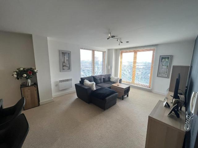 Vallea Court1 Red Bank, Manchester M4, 2 bed flat to rent, £1,525 pcm | PrimeLocation