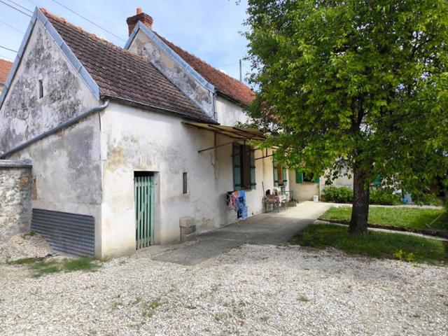 Vallée de la marne 13 km de Château Thierry avec commerces
