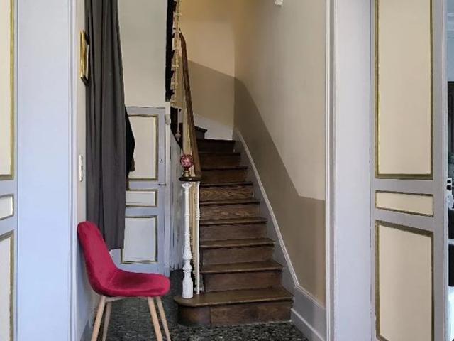 VALLEE DE LA RISLE 27290, CENTRE BOURG, MAISON BOURGEOISE DE 245 M² HABITABLE AVEC DEPENDANCE ET JARDIN CLOS