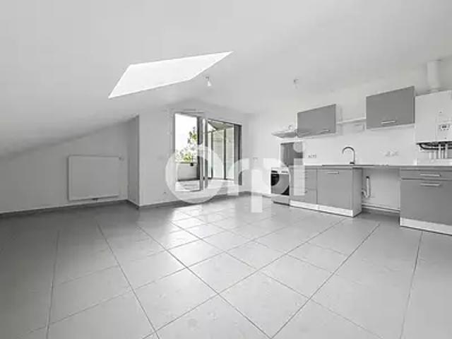 Valleiry 74520 Achat / Vente appartement 1 pièce t1 au dernier étage terrasse