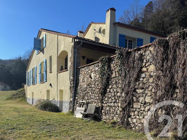 VALLESPIR Proche de CERET 66400 à proximité de la Côte M. 258m² Arles sur Tech