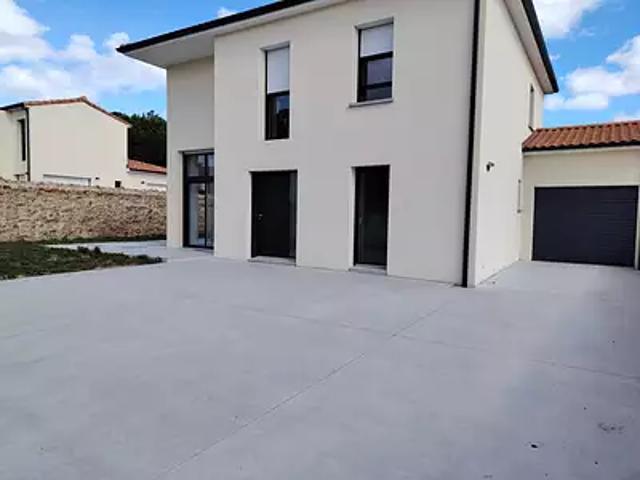 Vallet 44330 Location maison 5 pièces t5 terrasse garage