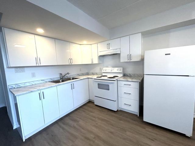 Valleyview & Valley Vista Apartments 17 103 Apartment for Rent