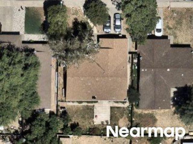 Valleywood Dr