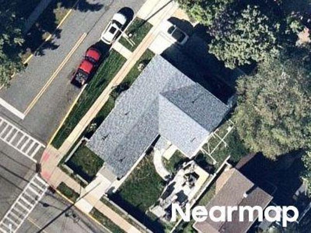 Valley Brook Ave