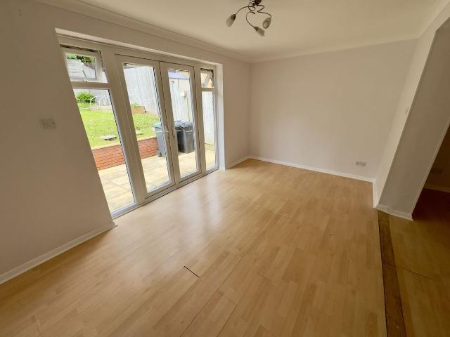 Valley Drive, Gravesend DA12, 3 bed terraced house to rent, £1,600 pcm | PrimeLocation