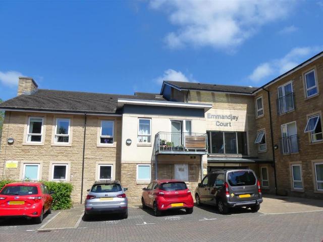 Valley Drive, Ilkley LS29 2 bed retirement property to rent £1,248 pcm £288 pw