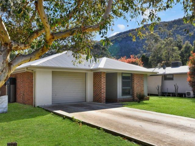 Valley Floor Living with the Grampians at Your Doorstep