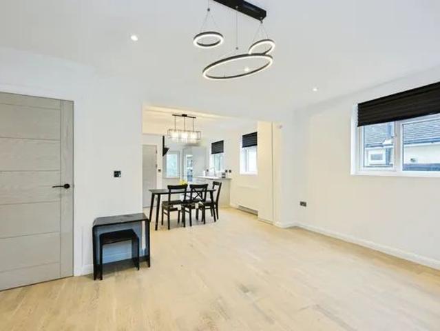 Valley Road, CR8, Property for rent