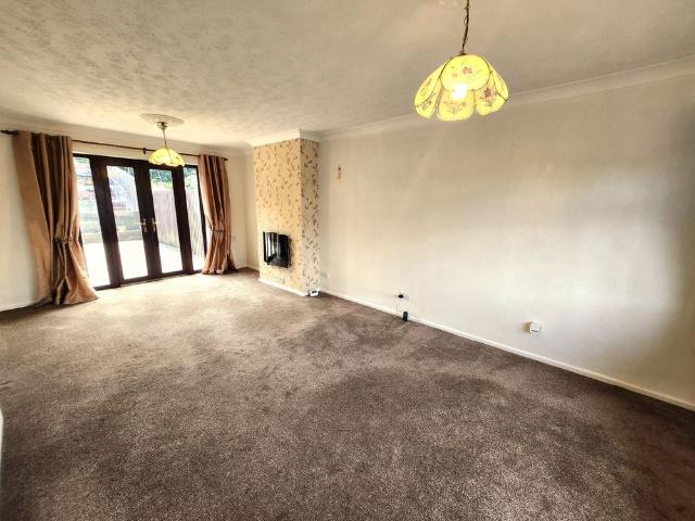 Valley Road, Cradley Heath, B64 7LU