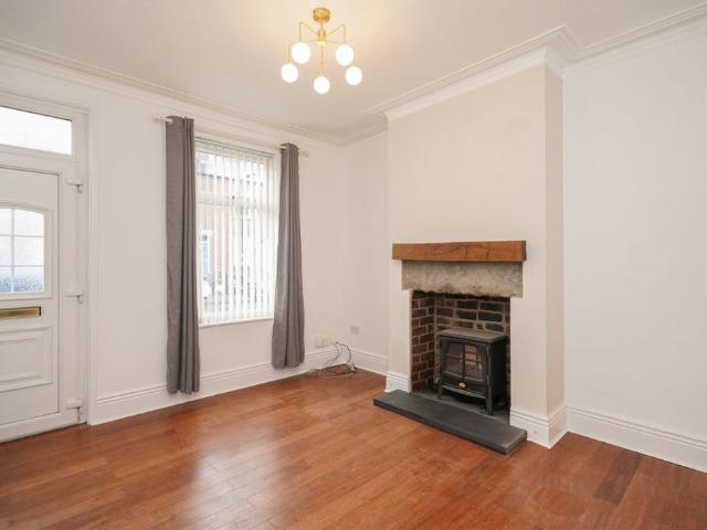 Valley Road, Sheffield, S8