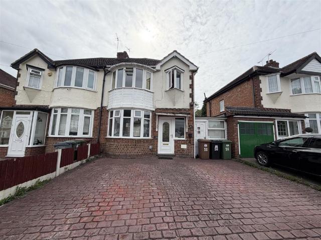 Valley Road, Solihull 3 bed semi detached house to rent £1,400 pcm £323 pw