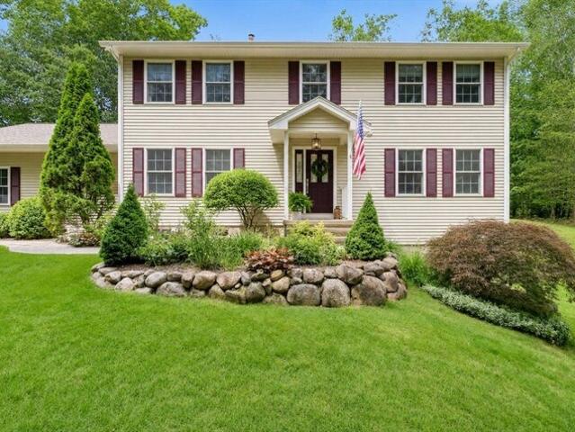 Valley Rd, Southampton, Home For Sale