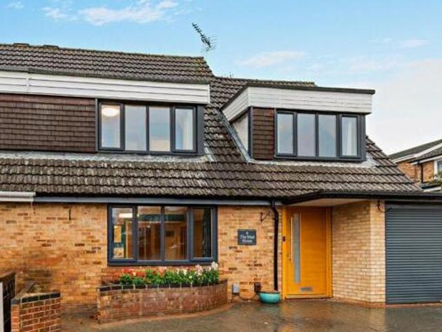 Valley Rise, Royston, 5 Bedroom Semi detached
