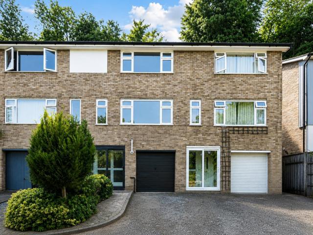 Valley View, Godalming