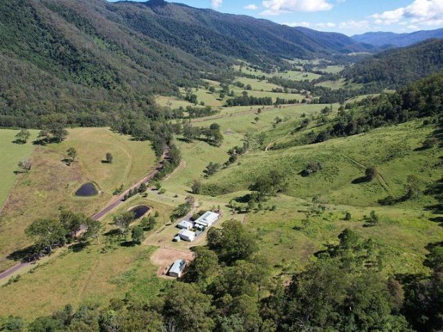 Valley Views On 10 Acres