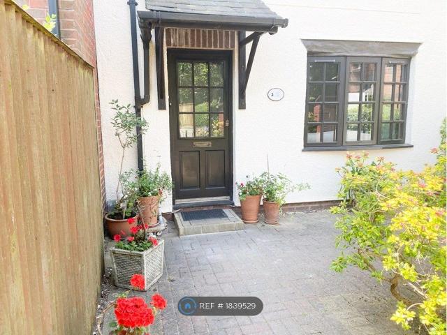 Vallis Close, Poole BH15, 3 bed terraced house to rent, £1,600 pcm | PrimeLocation
