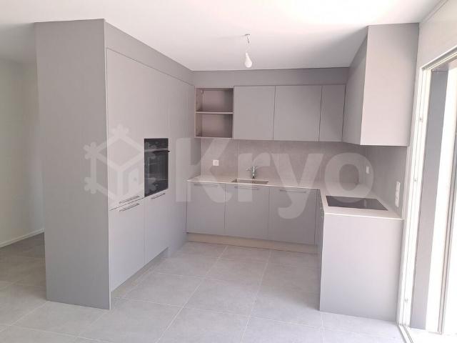 Vallon / 4.5 room apartment on ground floor with garden