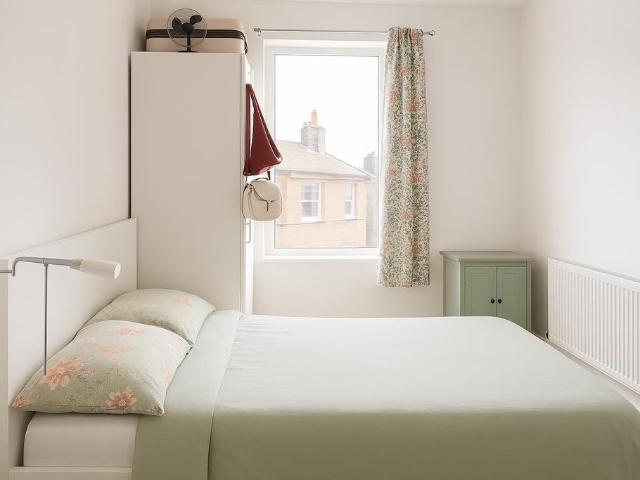 Valnay Street, LONDON 4 bed house to rent £3,800 pcm £877 pw