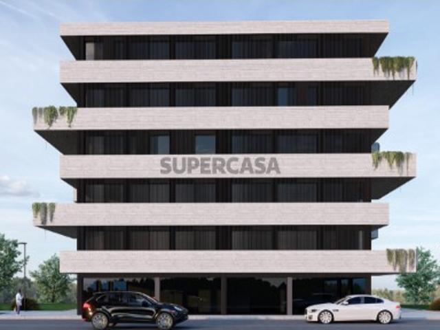 VALONGO PREMIUM T3 Piso 2 LOTE 4 ESTRUTURA JÁ CONCLUÍDA E EM FASE ADIANTADA DE CONSTRUÇÃO