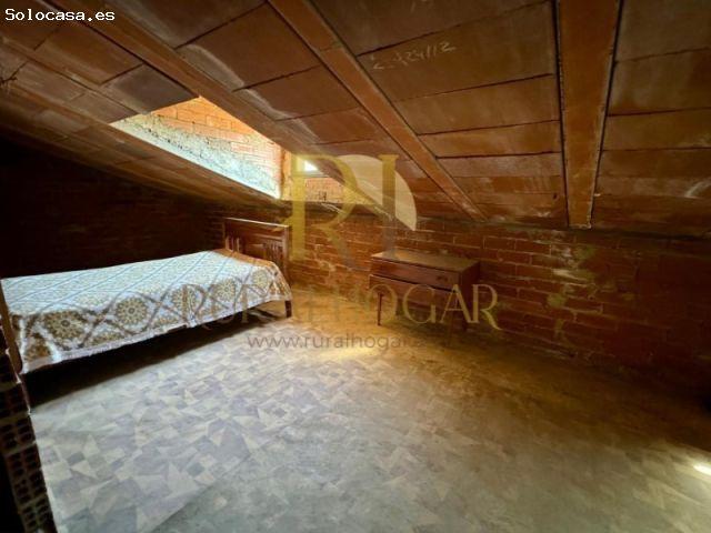 VALPORQUERO: Gran casa a reformar en las cuevas de Valporquero!