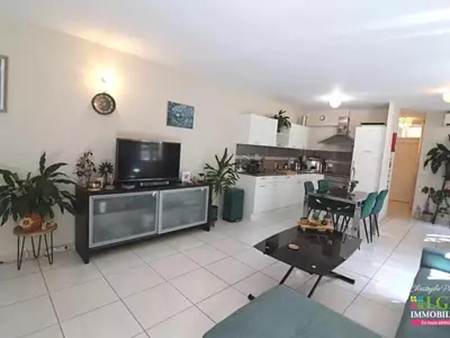 Valréas 84600 Achat / Vente appartement 3 pièces t3 terrasse