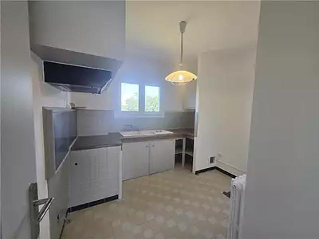 Valréas 84600 Location appartement 3 pièces t3