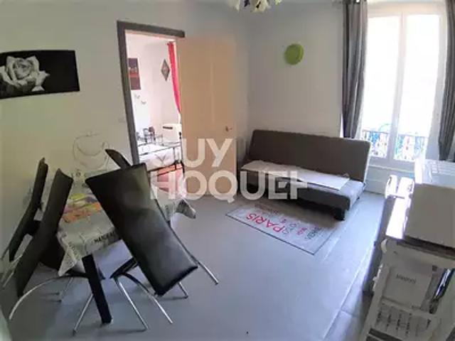 Vals les Bains 07600 Achat / Vente appartement 2 pièces t2 au dernier étage
