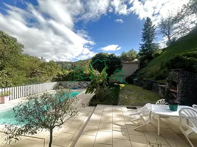 Vals les Bains 07600 Achat / Vente maison 6 pièces t6