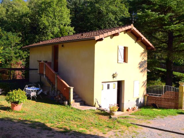 Vals les Bains Vente Propriété/château 07
