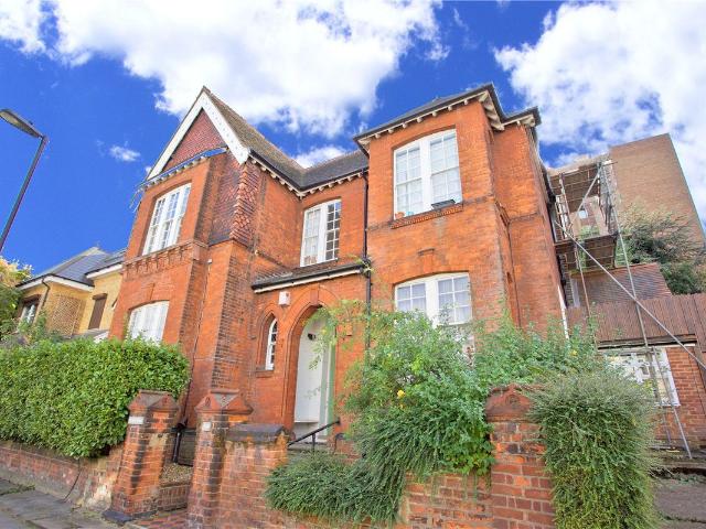 Vartry Road, London N15, 3 bed flat to rent, £1,900 pcm | PrimeLocation