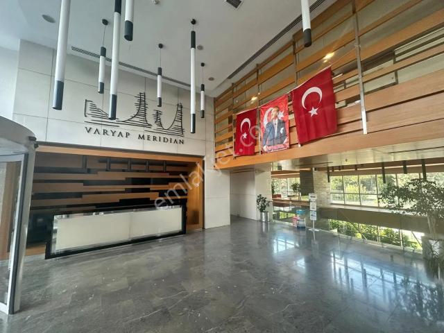 Varyap Meridian E Blok'ta Eşyalı 1+0 Stüdyo Kiralık Daire
