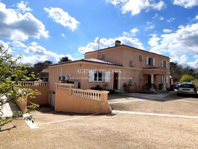 VAR 83720 TRANS EN PROVENCE VILLA 5 chambres proche accè