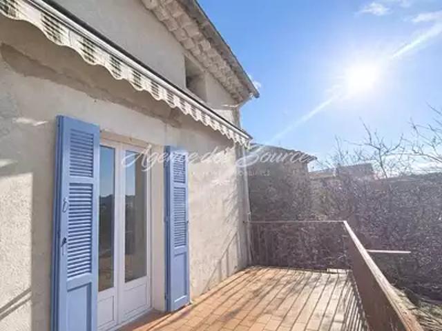 Varages 83670 Achat / Vente appartement 3 pièces t3