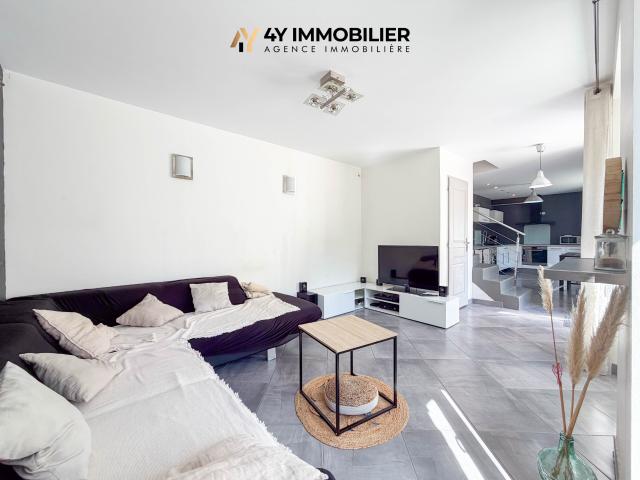 VARCES ALLIÈRES ET RISSET Maison de village 70 m2
