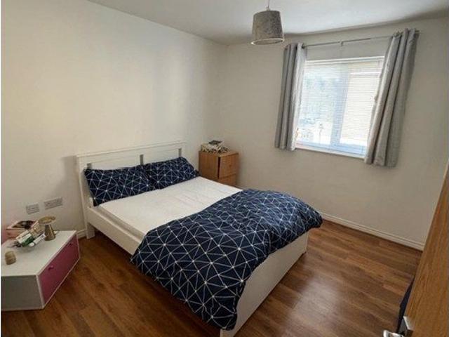 Varcoe Gardens, Hayes UB3, 1 bed flat to rent, £1,400 pcm | PrimeLocation