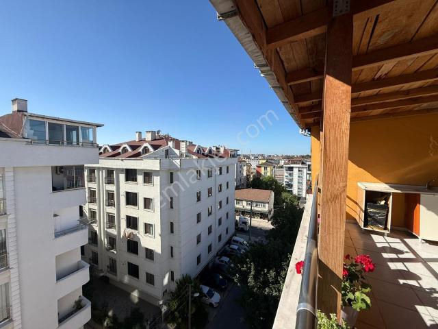 Vardan Çerkezköy İstasyon'da Hızlı Tren Yakını 3+1 Dubleks Daire