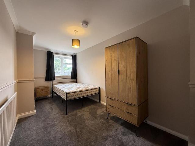 Vardon Road, Stevenage 1 bed in a house share to rent £750 pcm £173 pw