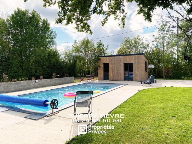 Varennes Sur Loire 49730 Maison familiale de 145 m2 avec piscine et dépendance