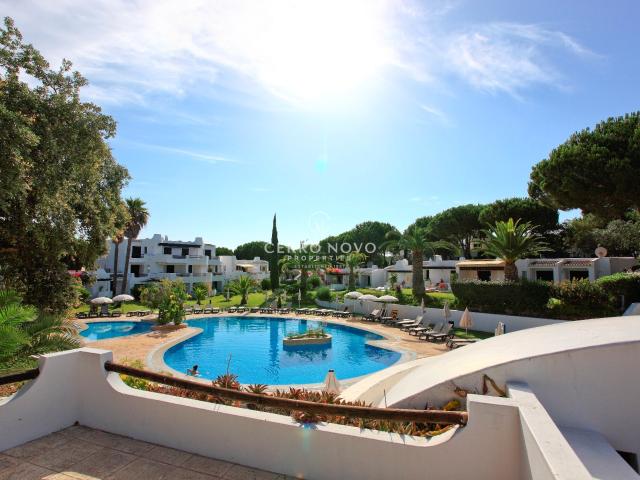 Vários Apartamentos em Balaia Golf Village