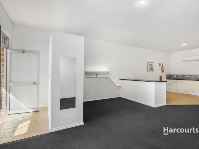 Various Spaces/99 101 Main Road, PENGUIN, TAS 7316