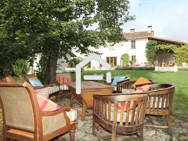 Varilhes 09120 Achat / Vente maison 8 pièces t8 au dernier étage terrasse