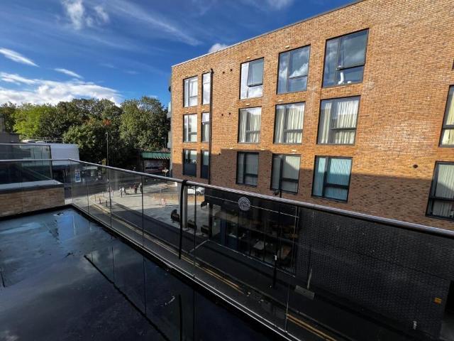 Varis Court, Station Approach Road. 1 bed apartment to rent £1,600 pcm £369 pw