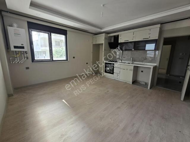 Varlık Mahallesi'de Sıfır, Lüks, 2+1 Satılık Daire Продажа