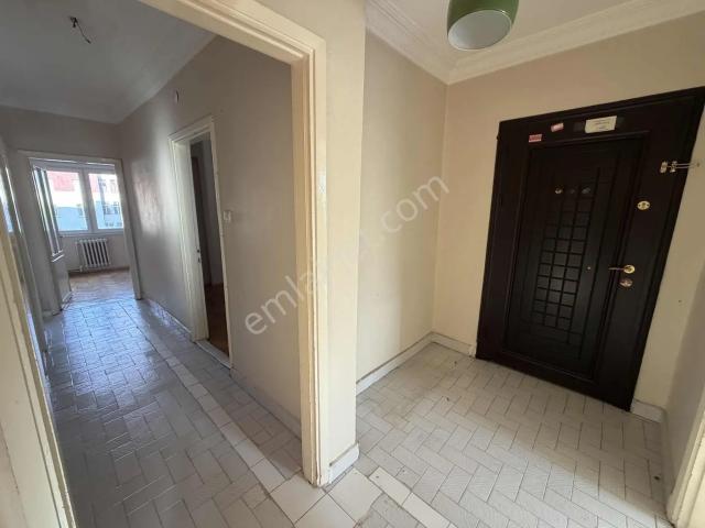 Varlı Kent'ten Beylikdüzü Gürpınar'da Merkezi Kiralık 3+1 Daire