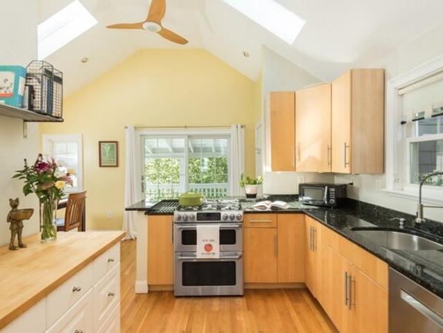 Varnum St Apt,arlington, Condo For Sale